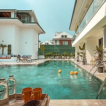 Otel Scape 5*