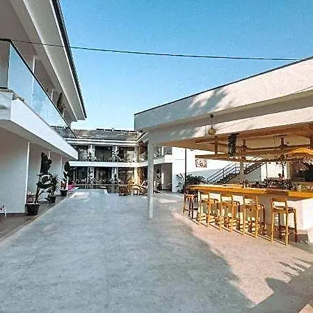 Scape Otel